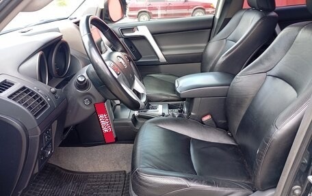 Toyota Land Cruiser Prado 150 рестайлинг 2, 2010 год, 2 480 000 рублей, 10 фотография