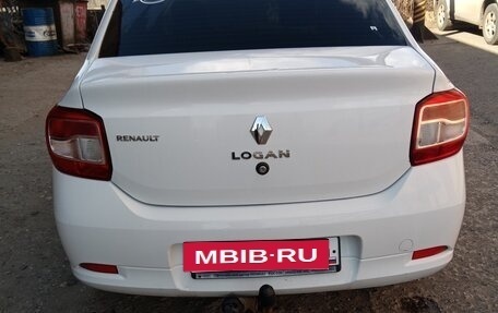 Renault Logan II, 2016 год, 490 000 рублей, 11 фотография