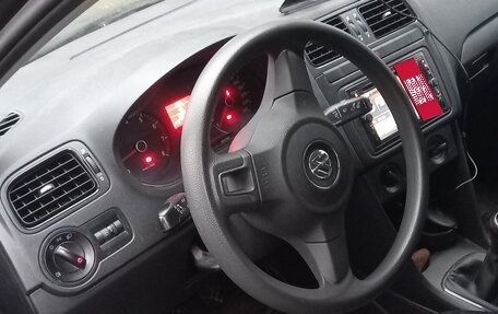 Volkswagen Polo VI (EU Market), 2013 год, 707 000 рублей, 3 фотография