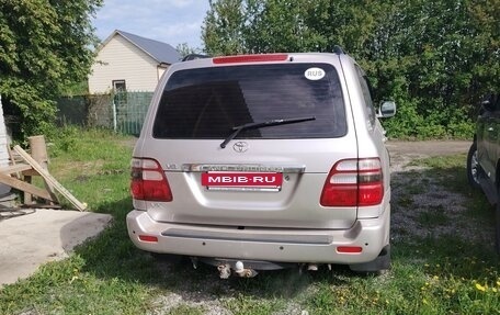 Toyota Land Cruiser 100 рестайлинг 2, 2004 год, 1 850 000 рублей, 4 фотография