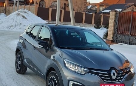 Renault Kaptur I рестайлинг, 2021 год, 2 200 000 рублей, 4 фотография