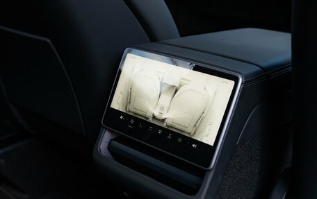 Tesla Model Y I, 2025 год, 9 200 000 рублей, 13 фотография