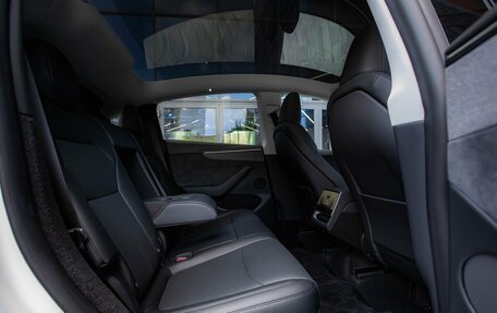 Tesla Model Y I, 2025 год, 9 200 000 рублей, 17 фотография