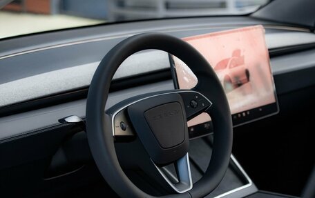 Tesla Model Y I, 2025 год, 9 200 000 рублей, 14 фотография
