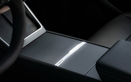 Tesla Model Y I, 2025 год, 9 200 000 рублей, 12 фотография