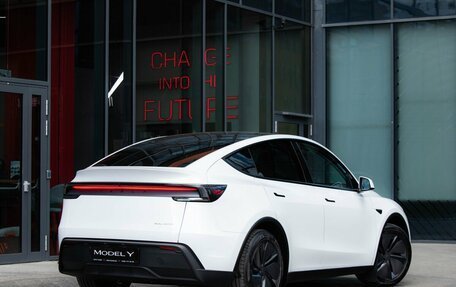 Tesla Model Y I, 2025 год, 9 200 000 рублей, 7 фотография