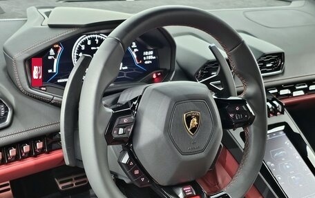 Lamborghini Huracán, 2022 год, 26 557 000 рублей, 7 фотография