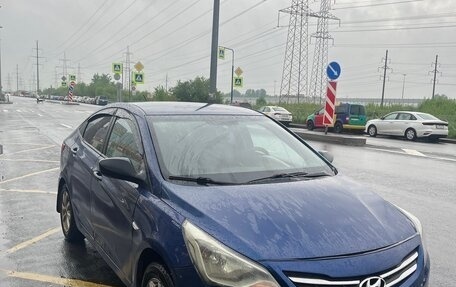 Hyundai Solaris II рестайлинг, 2015 год, 350 000 рублей, 4 фотография