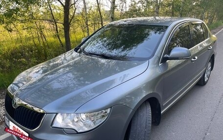 Skoda Superb III рестайлинг, 2012 год, 960 000 рублей, 2 фотография