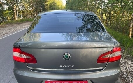 Skoda Superb III рестайлинг, 2012 год, 960 000 рублей, 7 фотография