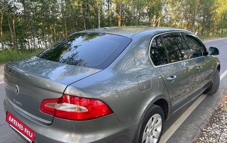Skoda Superb III рестайлинг, 2012 год, 960 000 рублей, 10 фотография