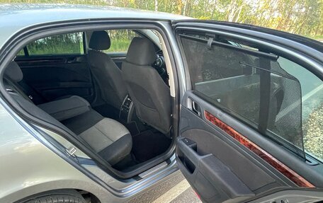 Skoda Superb III рестайлинг, 2012 год, 960 000 рублей, 21 фотография