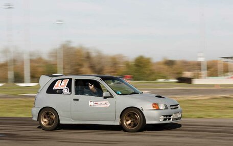 Toyota Starlet, 1997 год, 350 000 рублей, 8 фотография