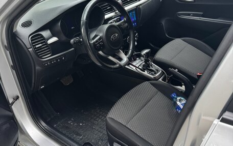 KIA Rio IV, 2018 год, 1 590 000 рублей, 8 фотография