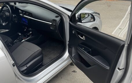 KIA Rio IV, 2018 год, 1 590 000 рублей, 12 фотография