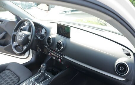 Audi A3, 2015 год, 1 685 000 рублей, 10 фотография