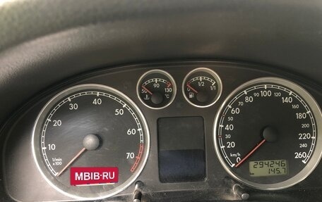 Volkswagen Passat B5+ рестайлинг, 2002 год, 480 000 рублей, 5 фотография