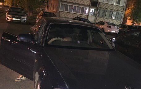 Nissan Gloria XI, 2001 год, 250 000 рублей, 2 фотография