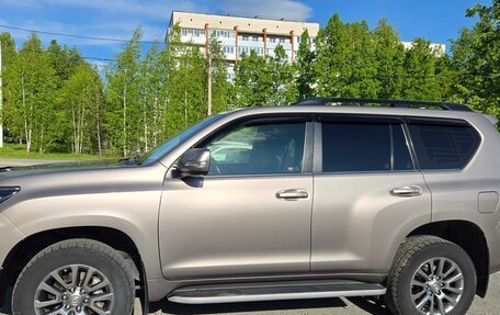 Toyota Land Cruiser Prado 150 рестайлинг 2, 2017 год, 5 500 000 рублей, 3 фотография