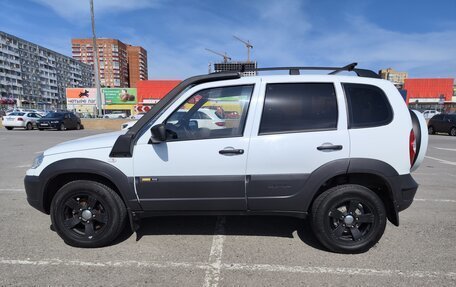 Chevrolet Niva I рестайлинг, 2016 год, 780 000 рублей, 8 фотография