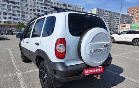 Chevrolet Niva I рестайлинг, 2016 год, 780 000 рублей, 7 фотография