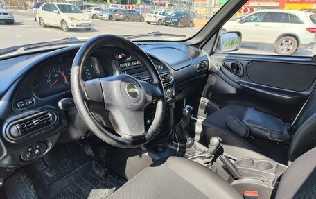Chevrolet Niva I рестайлинг, 2016 год, 780 000 рублей, 15 фотография
