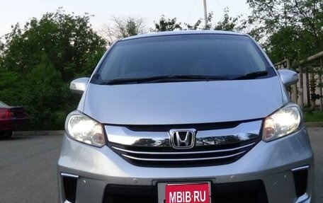 Honda Freed I, 2014 год, 1 360 000 рублей, 1 фотография