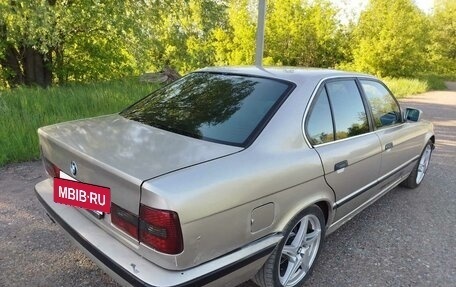BMW 5 серия, 1989 год, 400 000 рублей, 5 фотография