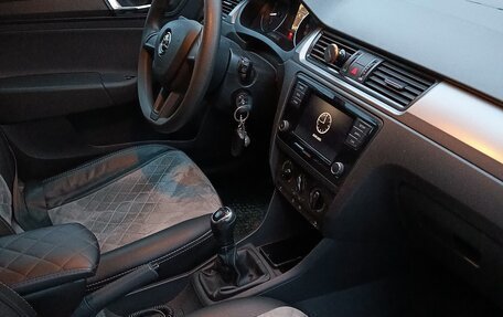 Skoda Rapid I, 2019 год, 1 300 000 рублей, 19 фотография