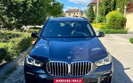 BMW X5, 2019 год, 7 300 000 рублей, 2 фотография
