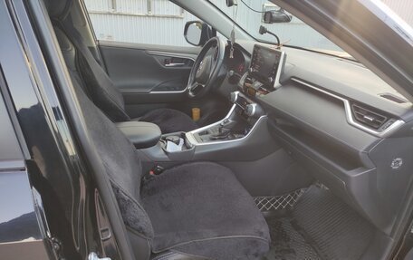 Toyota RAV4, 2020 год, 3 435 000 рублей, 10 фотография