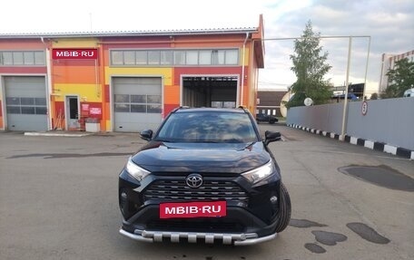 Toyota RAV4, 2020 год, 3 435 000 рублей, 8 фотография