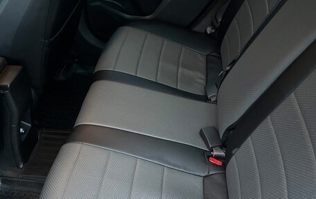 Hyundai Solaris II рестайлинг, 2021 год, 1 900 000 рублей, 11 фотография