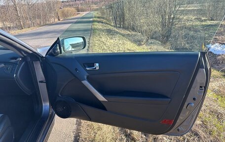 Hyundai Genesis Coupe I рестайлинг, 2010 год, 1 490 000 рублей, 19 фотография