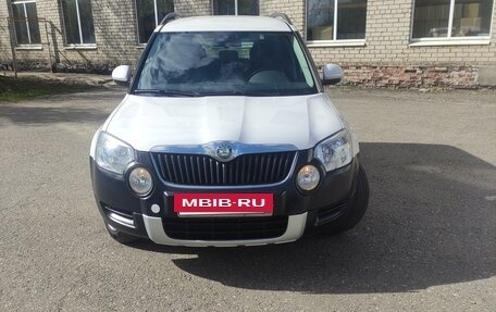 Skoda Yeti I рестайлинг, 2013 год, 996 000 рублей, 6 фотография
