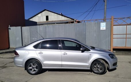 Volkswagen Polo VI (EU Market), 2011 год, 380 000 рублей, 5 фотография