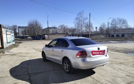 Volkswagen Polo VI (EU Market), 2011 год, 380 000 рублей, 3 фотография