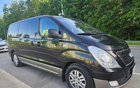 Hyundai Grand Starex Grand Starex I рестайлинг 2, 2016 год, 2 185 000 рублей, 1 фотография