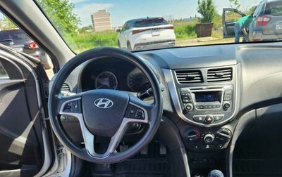 Hyundai Solaris II рестайлинг, 2014 год, 1 070 000 рублей, 1 фотография