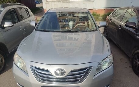 Toyota Camry, 2007 год, 965 000 рублей, 1 фотография