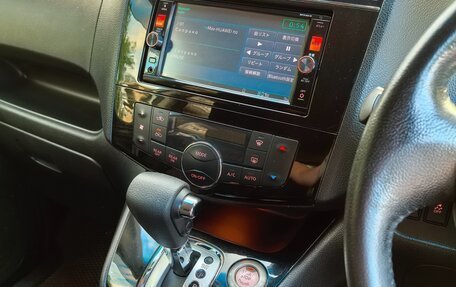 Nissan Serena IV, 2015 год, 1 800 000 рублей, 16 фотография