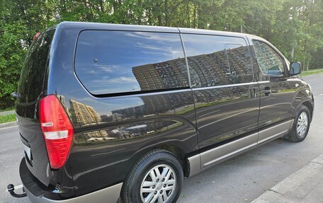 Hyundai Grand Starex Grand Starex I рестайлинг 2, 2016 год, 2 185 000 рублей, 8 фотография