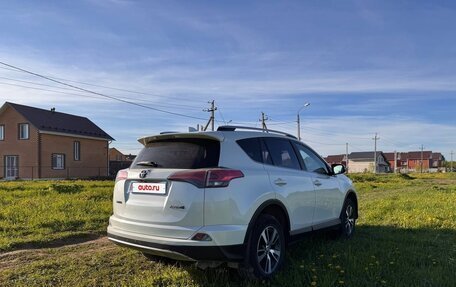 Toyota RAV4, 2016 год, 2 000 000 рублей, 3 фотография