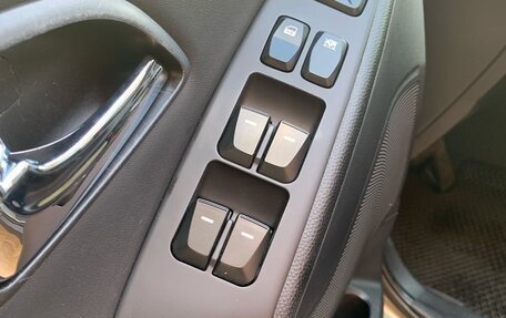 Hyundai ix35 I рестайлинг, 2011 год, 1 200 000 рублей, 10 фотография