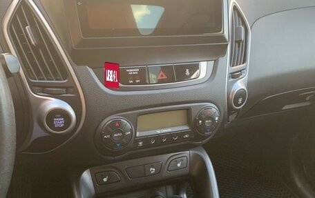 Hyundai ix35 I рестайлинг, 2011 год, 1 200 000 рублей, 11 фотография