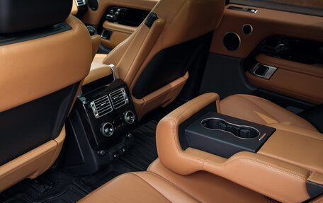 Land Rover Range Rover IV рестайлинг, 2019 год, 8 000 000 рублей, 14 фотография