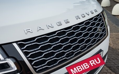 Land Rover Range Rover IV рестайлинг, 2019 год, 8 000 000 рублей, 12 фотография