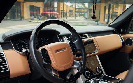 Land Rover Range Rover IV рестайлинг, 2019 год, 8 000 000 рублей, 24 фотография