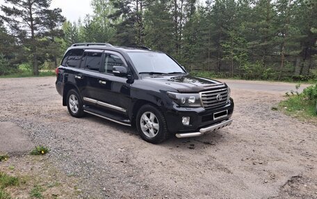 Toyota Land Cruiser 200, 2013 год, 3 980 000 рублей, 2 фотография