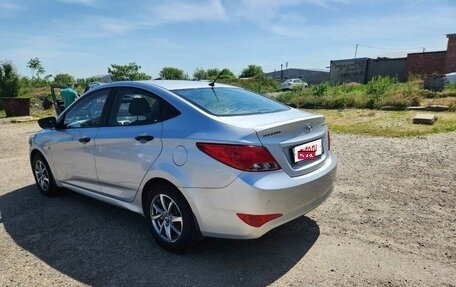 Hyundai Solaris II рестайлинг, 2014 год, 1 070 000 рублей, 4 фотография